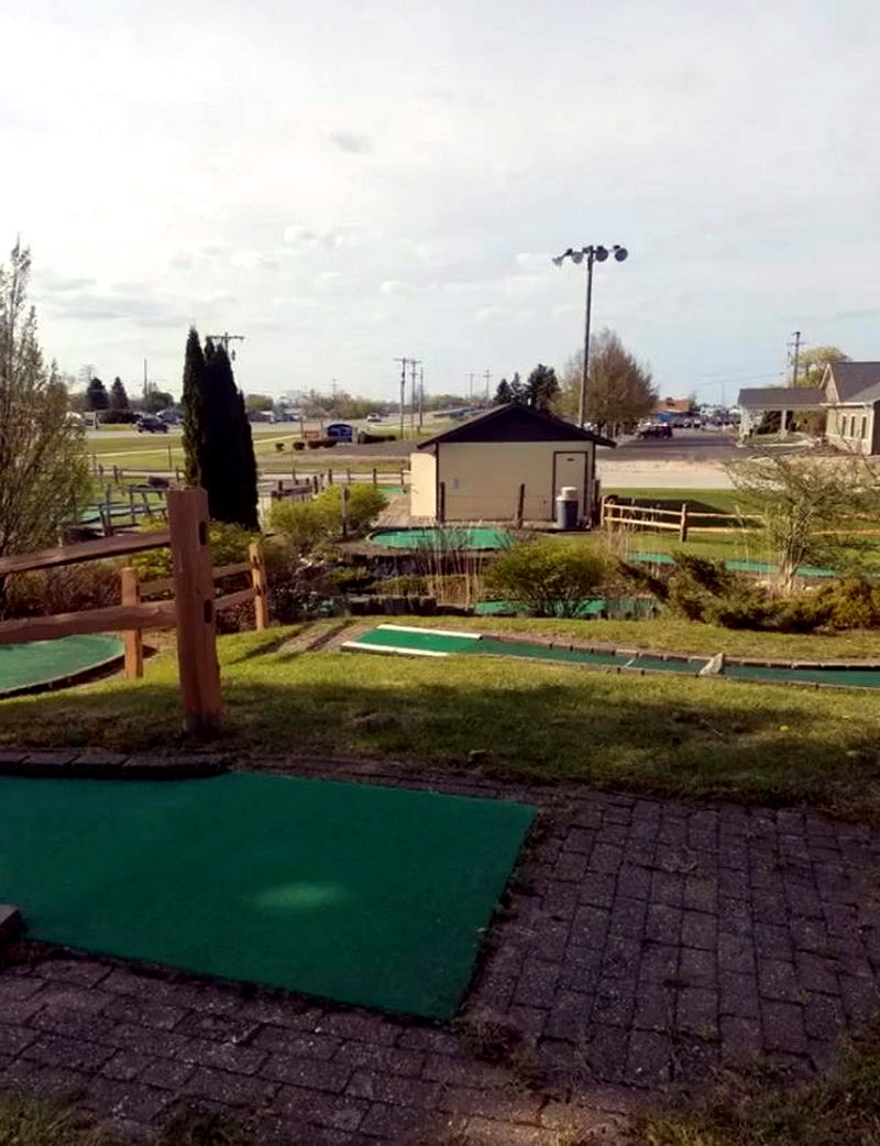 Stoney Creek Mini Golf - From Facebook Page (newer photo)